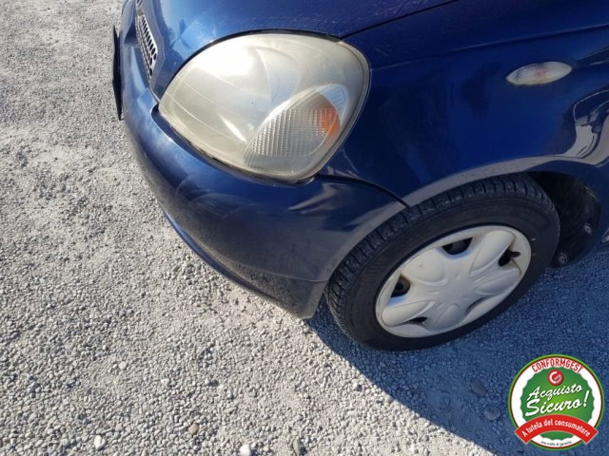 Toyota Yaris D-4D cat 3 porte Sol (6)