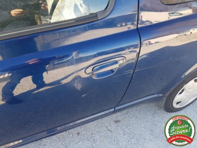 Toyota Yaris D-4D cat 3 porte Sol (7)