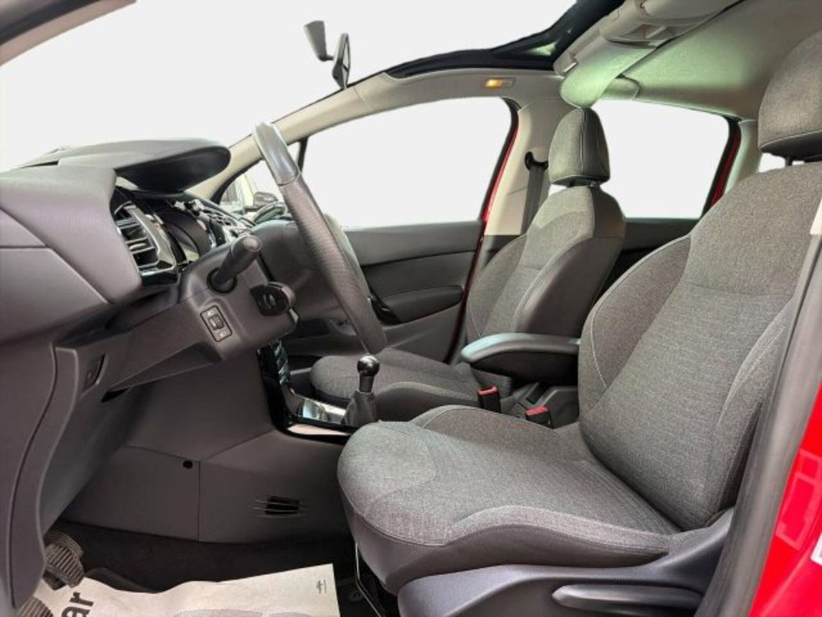 Citroen C3 PureTech 82 Exclusive (12)