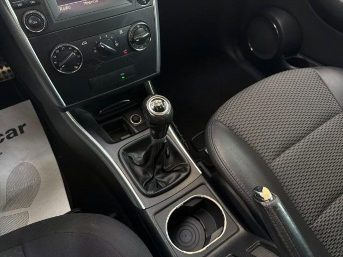 Mercedes-Benz Classe A 160 BlueEFFICIENCY Coupé Special Edition (11)