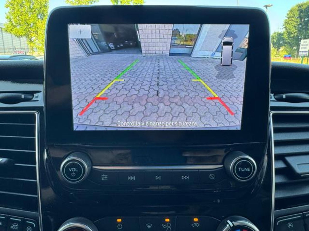 Ford Tourneo Custom 320 2.0 EcoBlue 150CV PL Titanium (10)