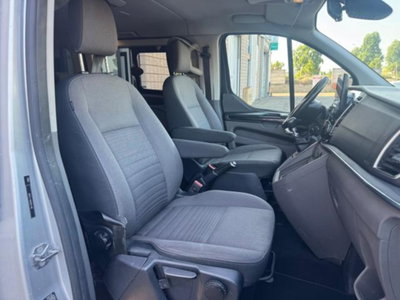 Ford Tourneo Custom 320 2.0 EcoBlue 150CV PL Titanium (12)