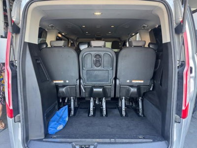 Ford Tourneo Custom 320 2.0 EcoBlue 150CV PL Titanium (17)