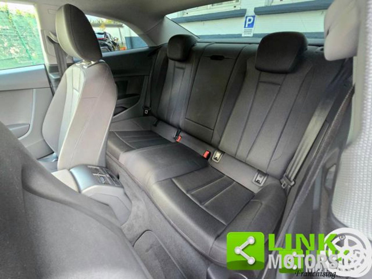 Audi A5 Coupé 40 TFSI Business (12)