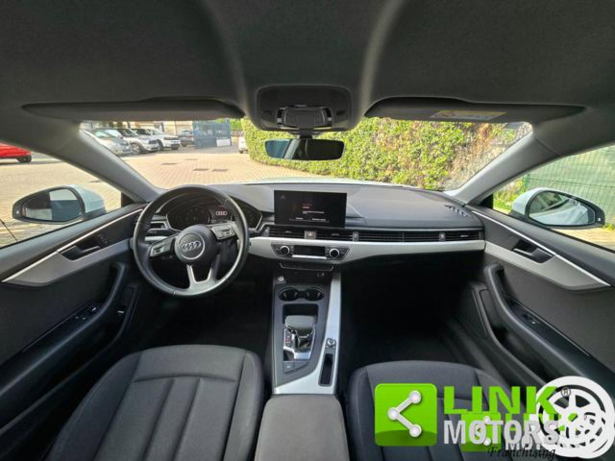 Audi A5 Coupé 40 TFSI Business (9)