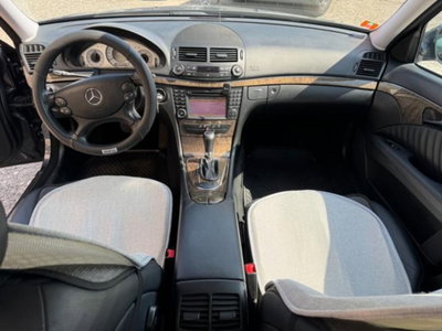 Mercedes-Benz Classe E 300 Bluetec cat Elegance (11)