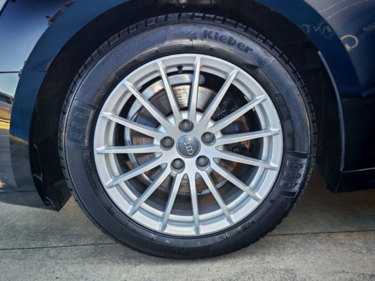 Audi A5 Cabrio 2.0 TDI 190 CV S tronic (17)