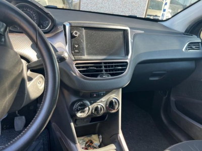 Peugeot 2008 e-HDi 92 CV Stop&Start ETG6 Active (5)
