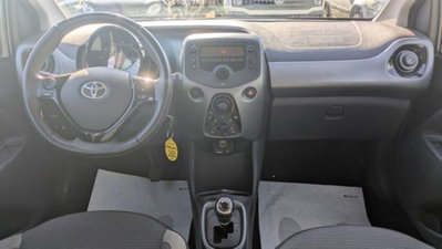 Toyota Aygo Connect 1.0 VVT-i 72 CV 5 porte x-cool (6)