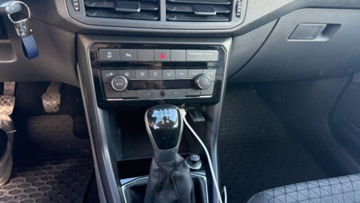 Volkswagen T-Cross 1.6 TDI SCR Style BMT (12)