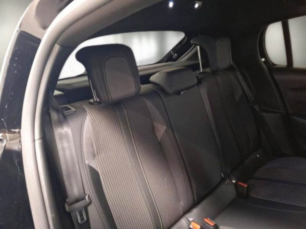 Peugeot 208 1.2 puretech Active s&s 75cv (11)