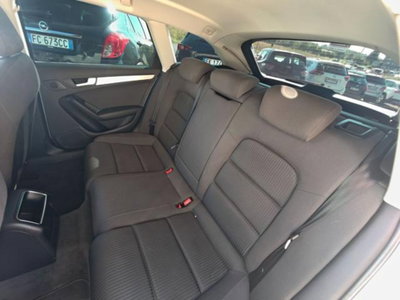 Audi A4 Avant 2.0 TDI 120 CV (11)