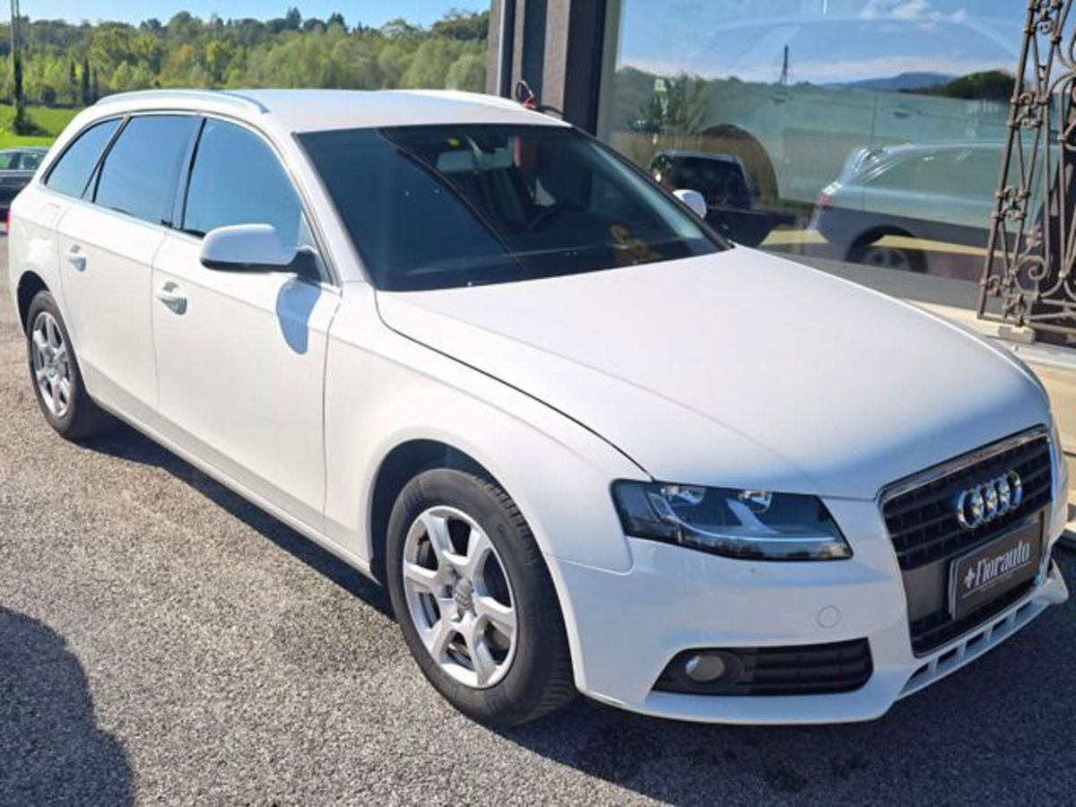 Audi A4 Avant 2.0 TDI 120 CV (2)