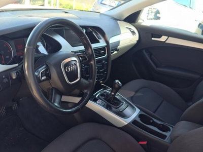 Audi A4 Avant 2.0 TDI 120 CV (8)