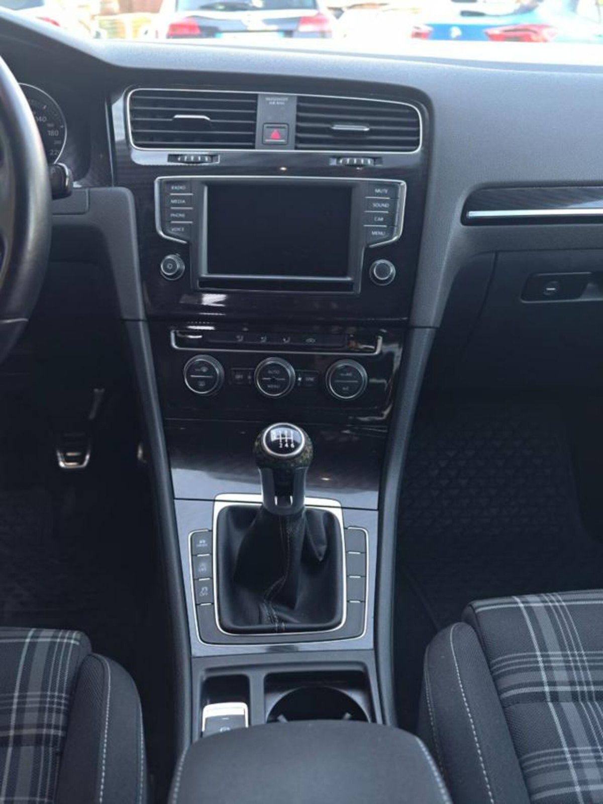 Volkswagen Golf Variant GTD 2.0 TDI BlueMotion Technology (11)