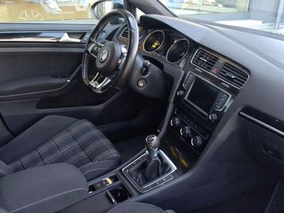 Volkswagen Golf Variant GTD 2.0 TDI BlueMotion Technology (13)