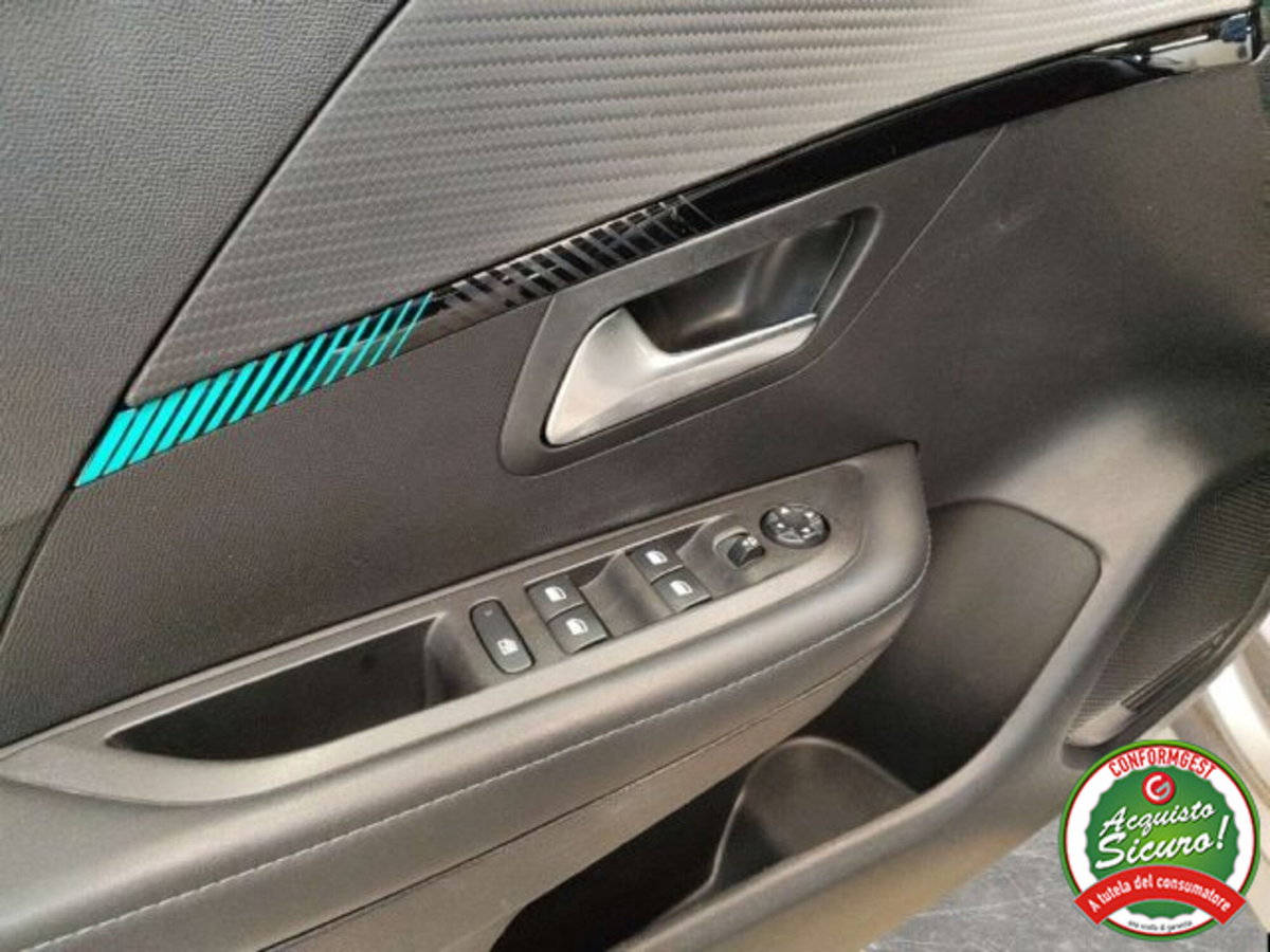 Peugeot 208 BlueHDi 100 Stop&Start 5 porte Allure (9)