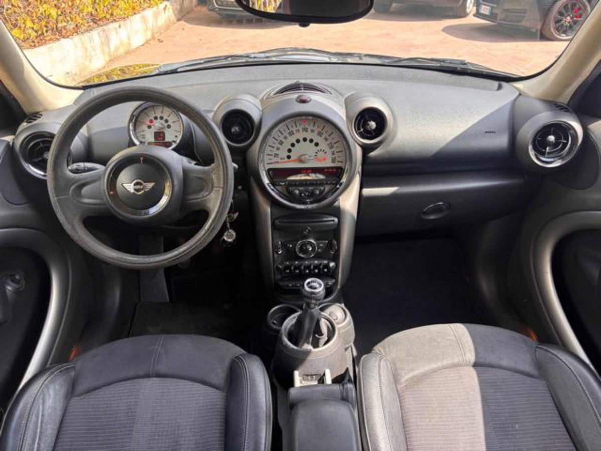 MINI Mini Countryman 1.6 Cooper D Countryman (7)