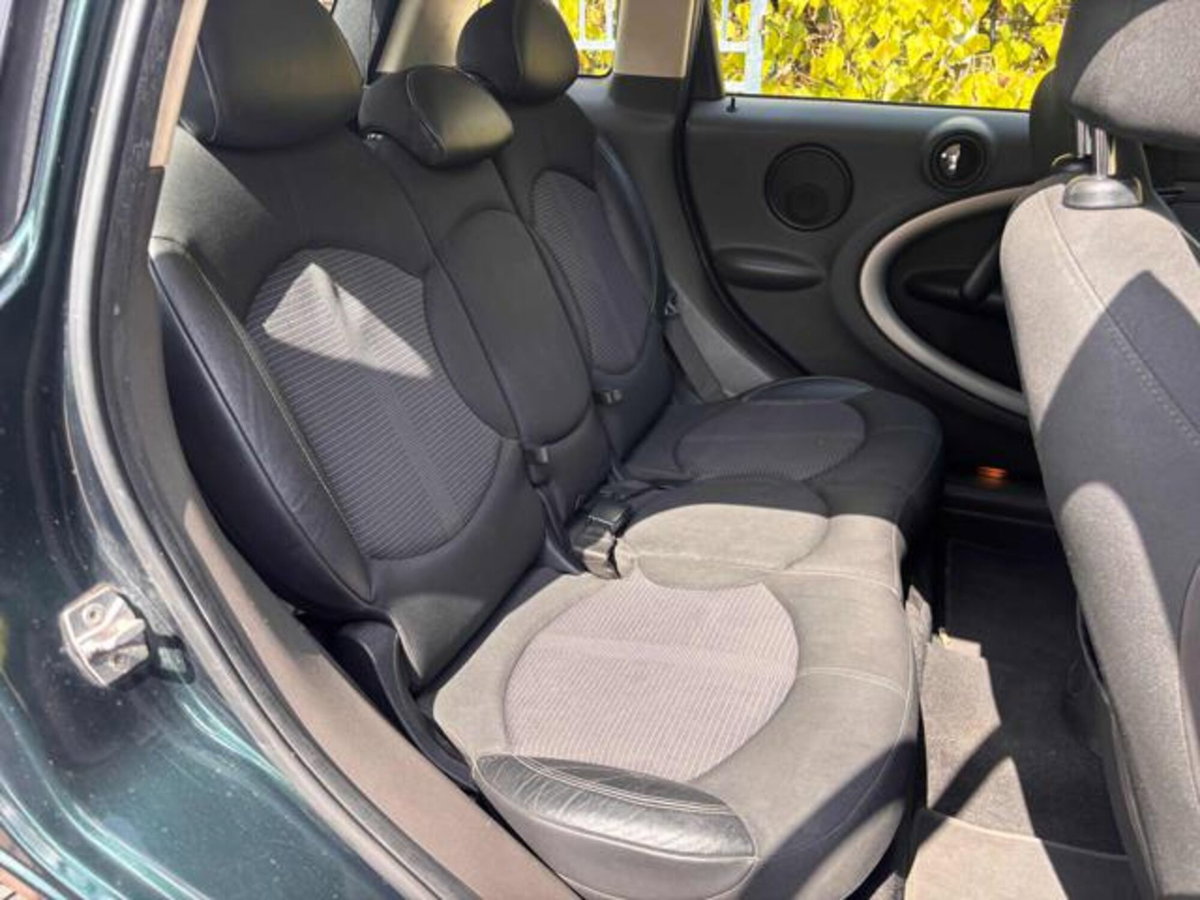 MINI Mini Countryman 1.6 Cooper D Countryman (9)
