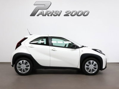 Toyota Aygo X 1.0 Lounge 72cv (6)