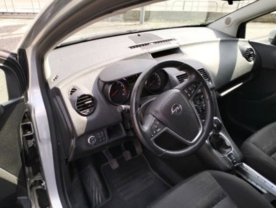 Opel Meriva 1.4 100CV Cosmo (11)