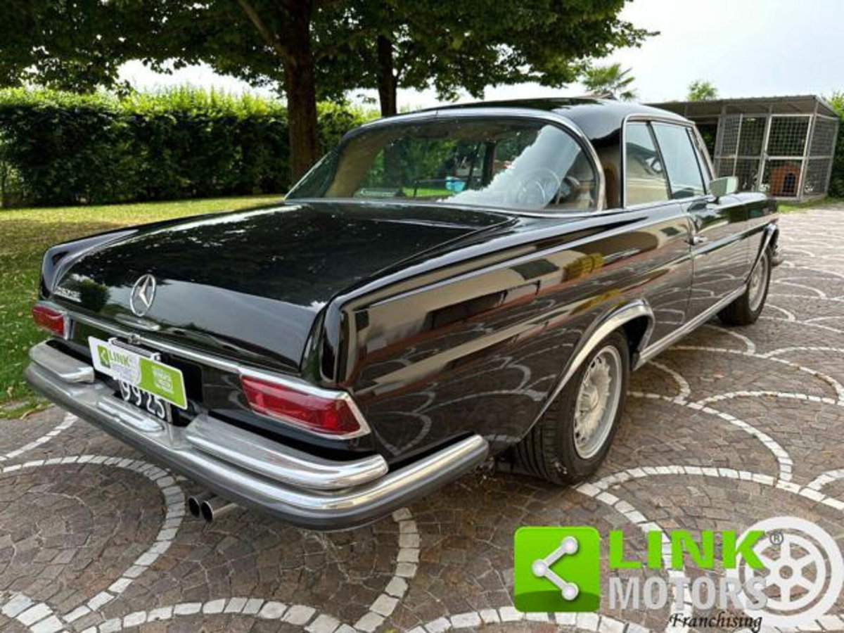 Mercedes-Benz 280 Coupé 280 SLC (8)