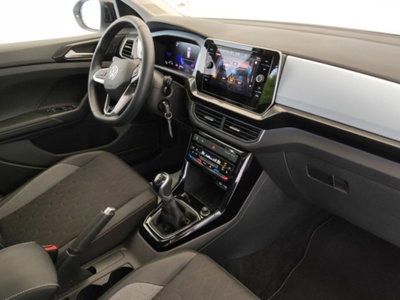 Volkswagen T-Cross 1.0 TSI Sport (9)