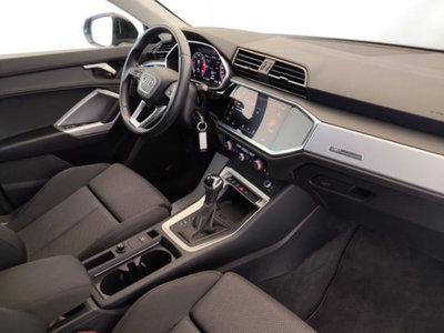 Audi Q3 Sportback 35 TDI quattro S tronic S line edition (9)