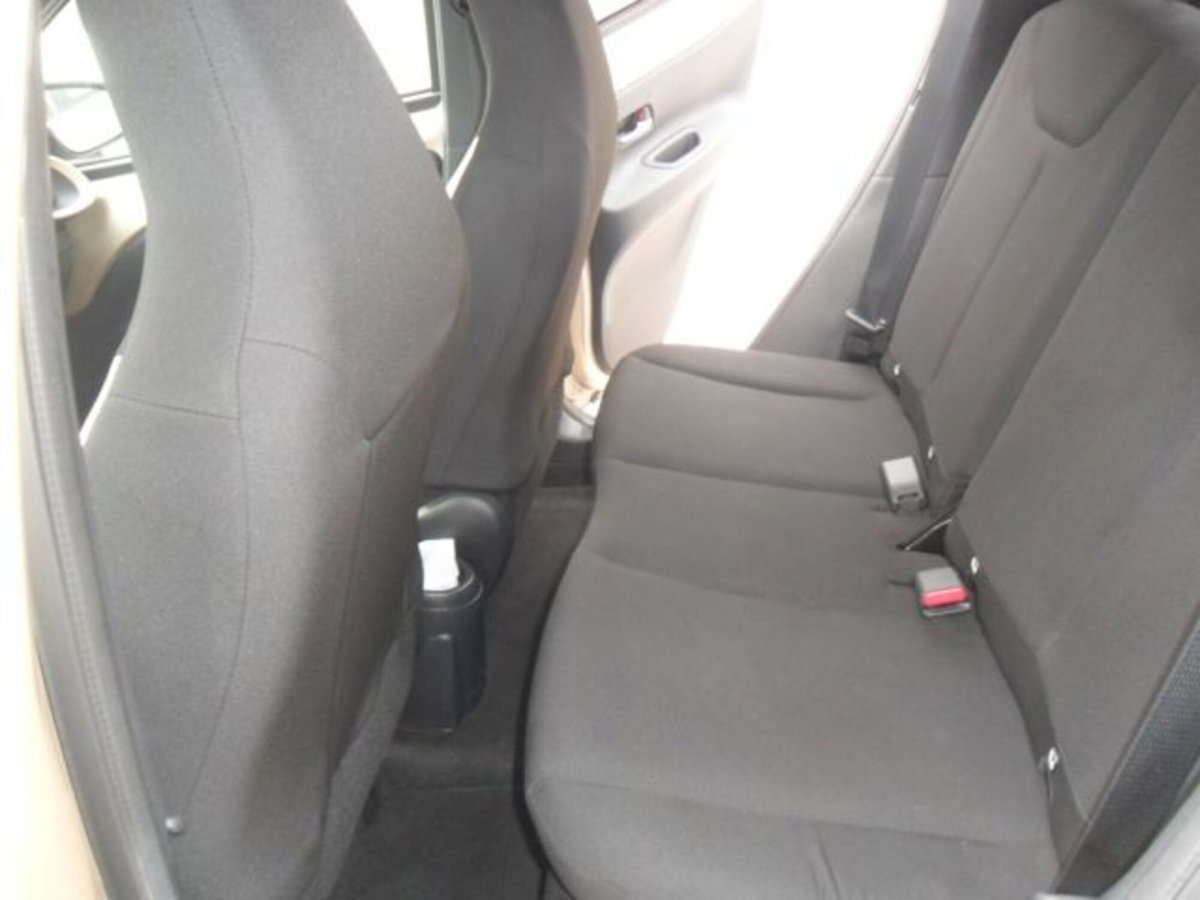 Toyota Aygo X 1.0 VVT-i 72 CV 5 porte Limited Air (10)