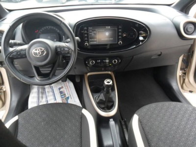 Toyota Aygo X 1.0 VVT-i 72 CV 5 porte Limited Air (14)