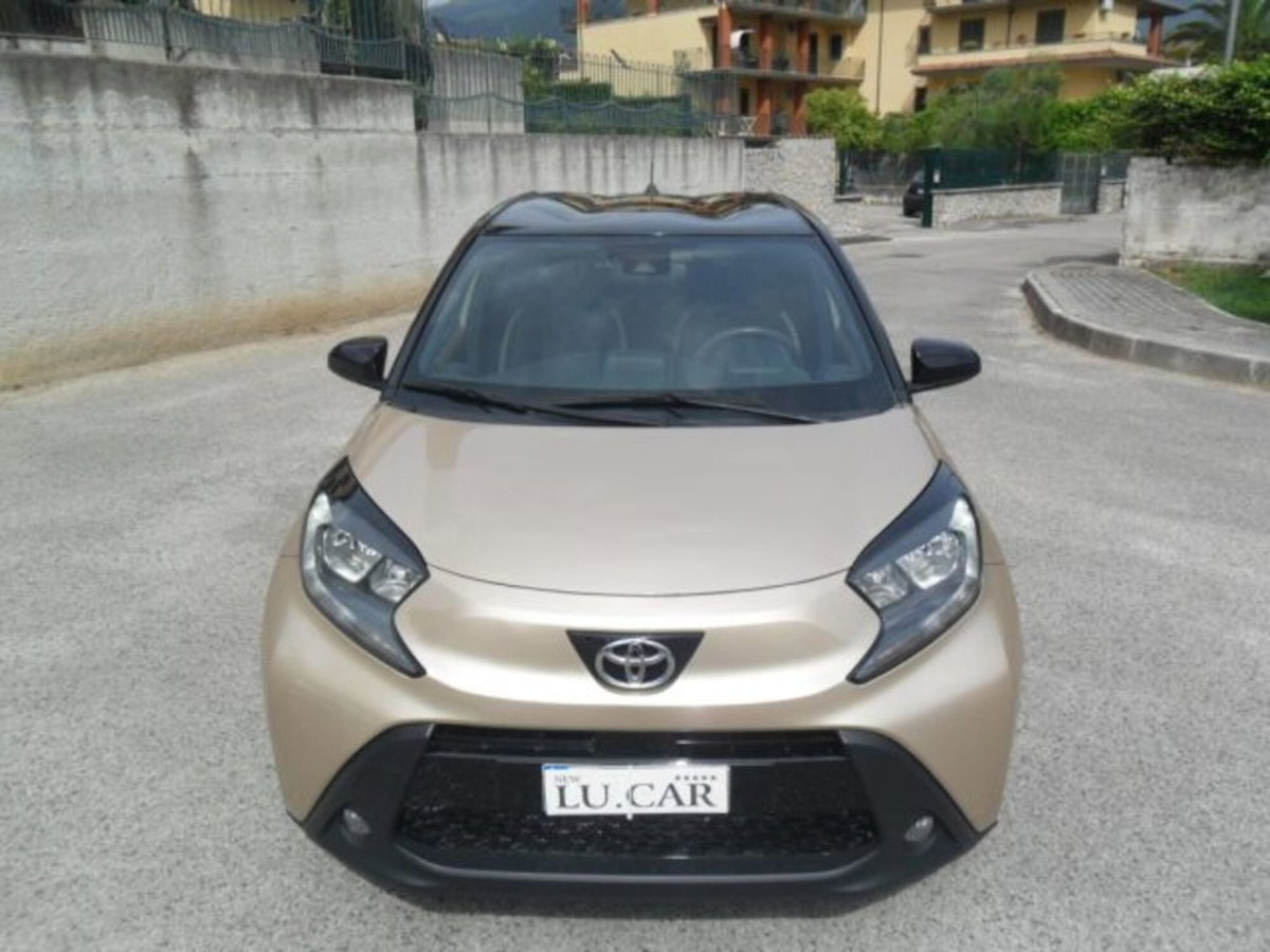 Toyota Aygo X 1.0 VVT-i 72 CV 5 porte Limited Air (17)