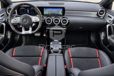 Mercedes-Benz Classe A 35 AMG 4Matic (10)