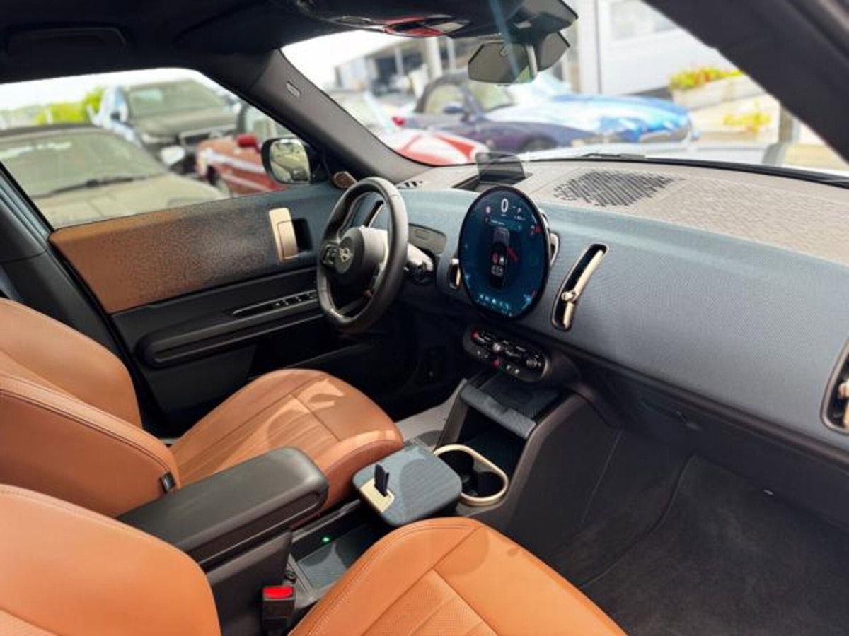 MINI Mini Countryman E Favoured (10)