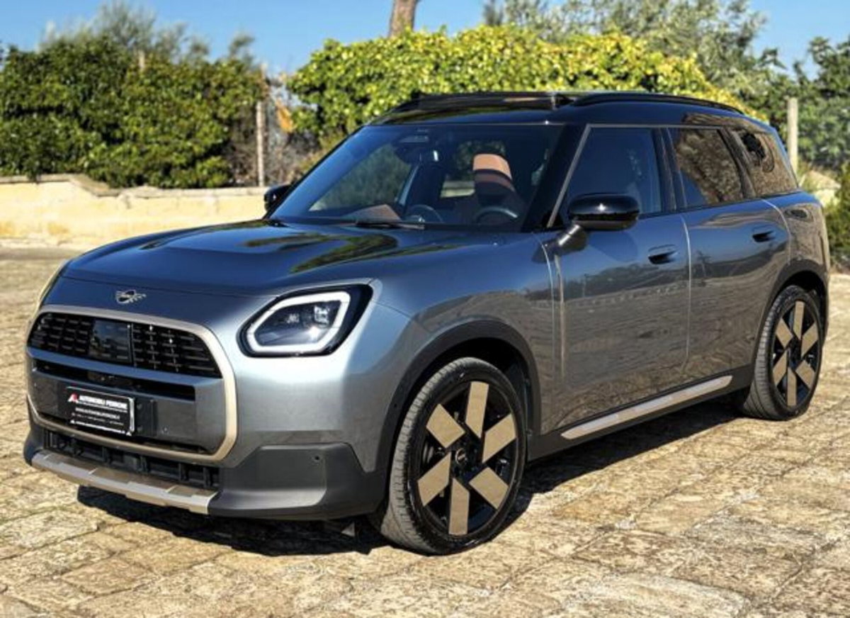 MINI Mini Countryman E Favoured (4)