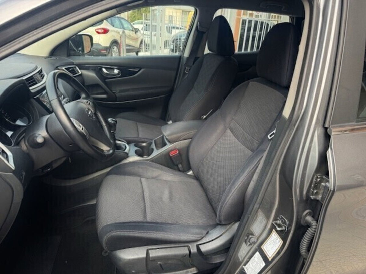 Nissan Qashqai 1.5 dCi Acenta (12)
