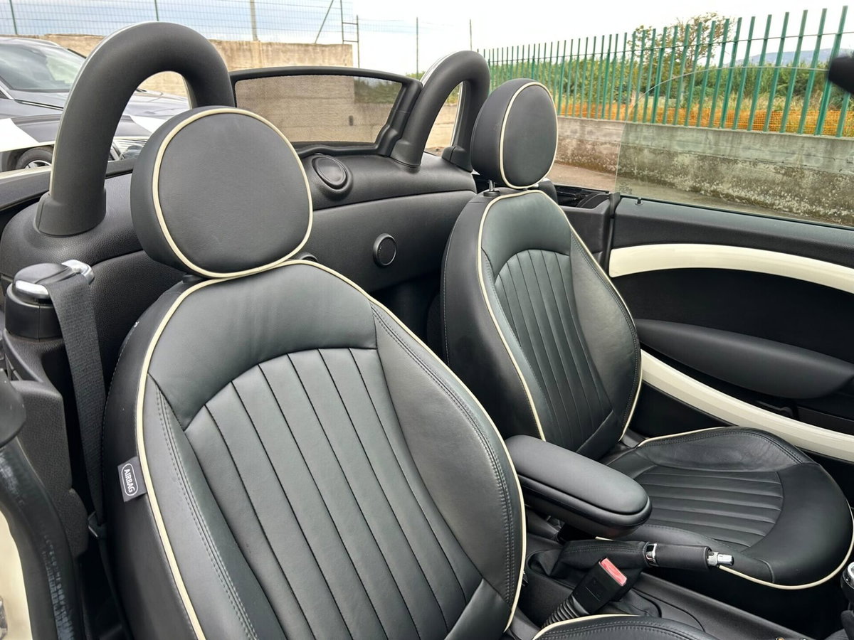 MINI Mini Roadster 2.0 Cooper SD Roadster (12)