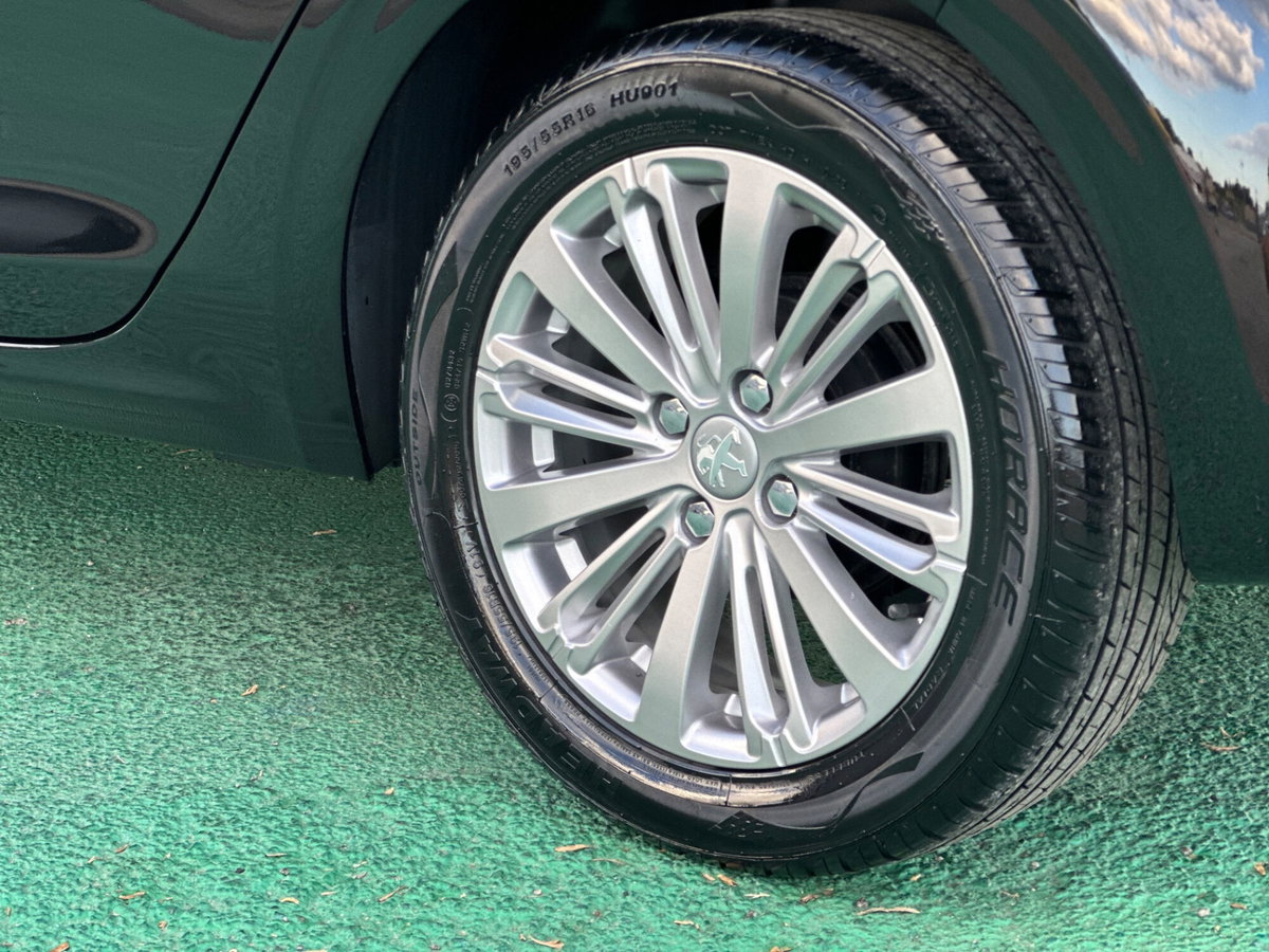 Peugeot 208 82 Stop&Start 5 porte Active (5)