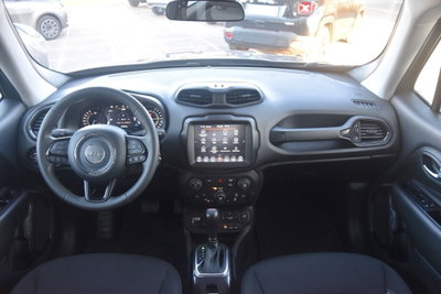 Jeep Renegade 1.3 T4 190CV PHEV 4xe AT6 Upland (10)