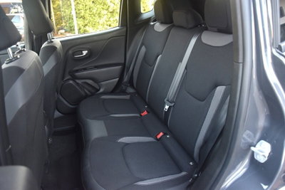 Jeep Renegade 1.3 T4 190CV PHEV 4xe AT6 Upland (9)