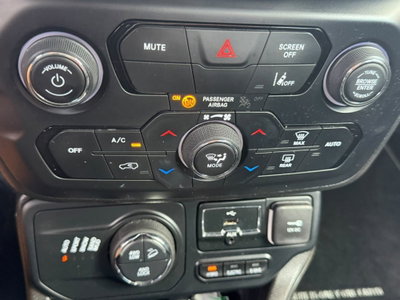 Jeep Renegade 1.3 T4 240CV PHEV 4xe AT6 Trailhawk (8)