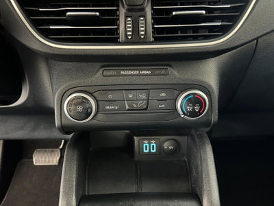 Ford Kuga 1.5 EcoBlue 120 CV 2WD ST-Line (13)