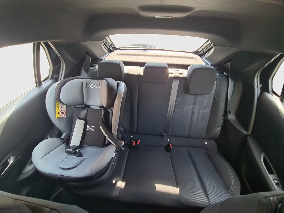 Lancia Ypsilon 1.2 mhev Edizione Limitata Cassina e-dct (18)