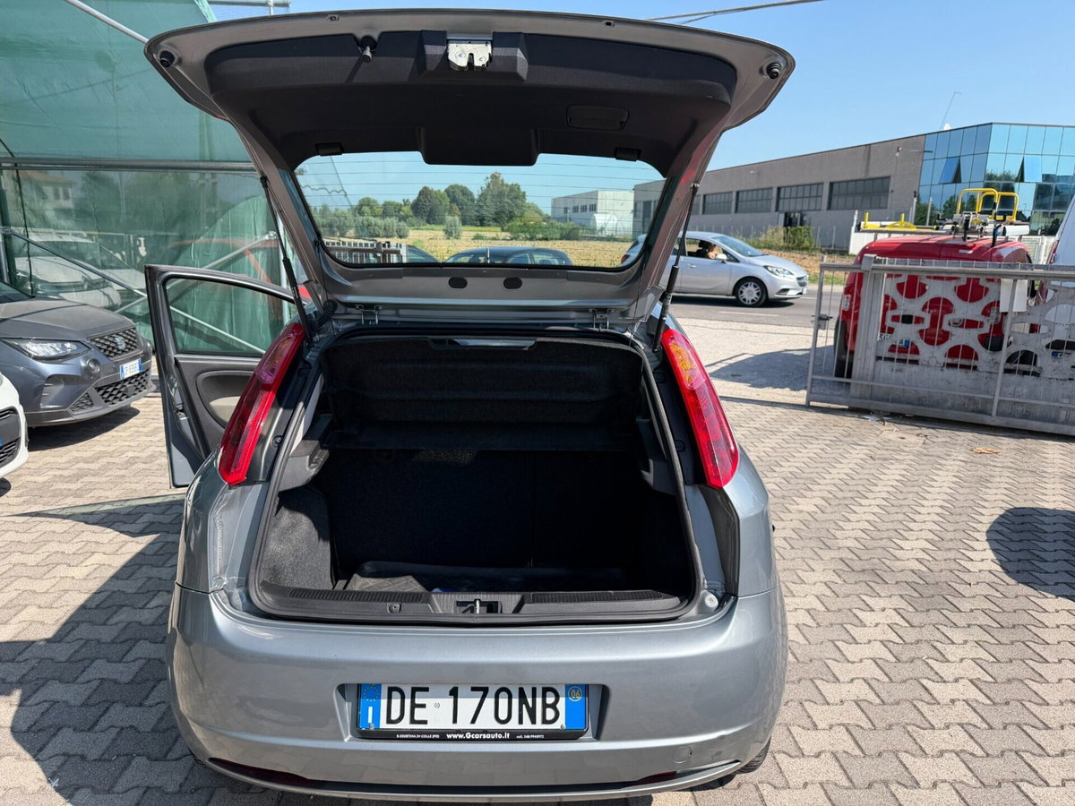Fiat Grande Punto 1.4 5 porte Dynamic (11)
