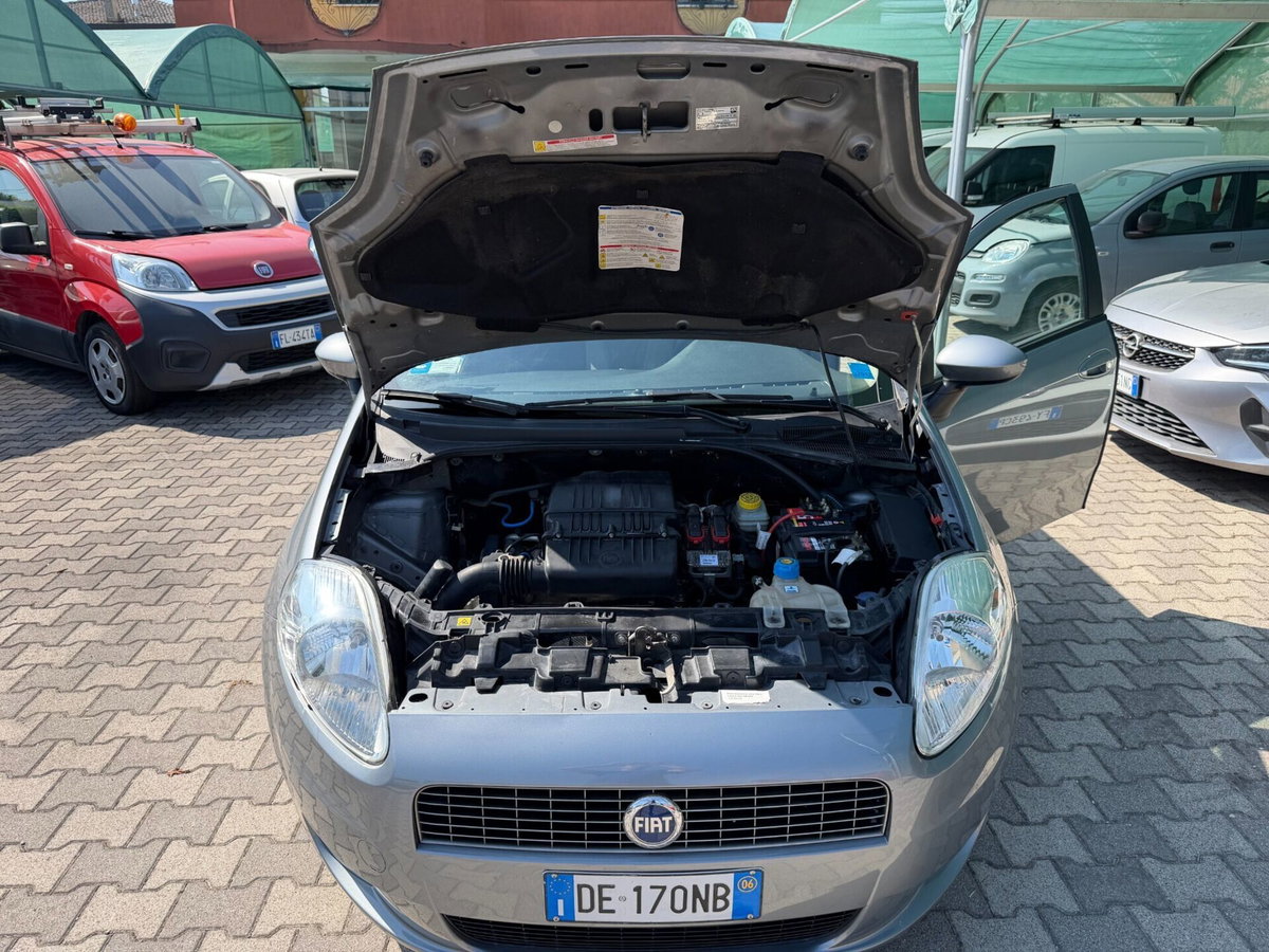 Fiat Grande Punto 1.4 5 porte Dynamic (13)