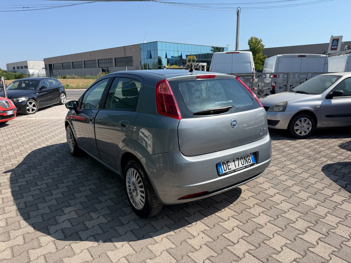 Fiat Grande Punto 1.4 5 porte Dynamic (5)