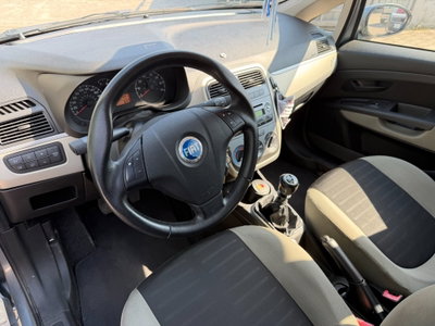 Fiat Grande Punto 1.4 5 porte Dynamic (8)