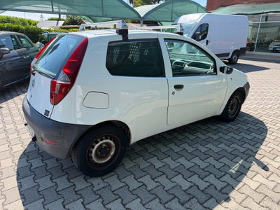 Fiat Punto 1.3 Multijet 16V 3 porte Actual (4)