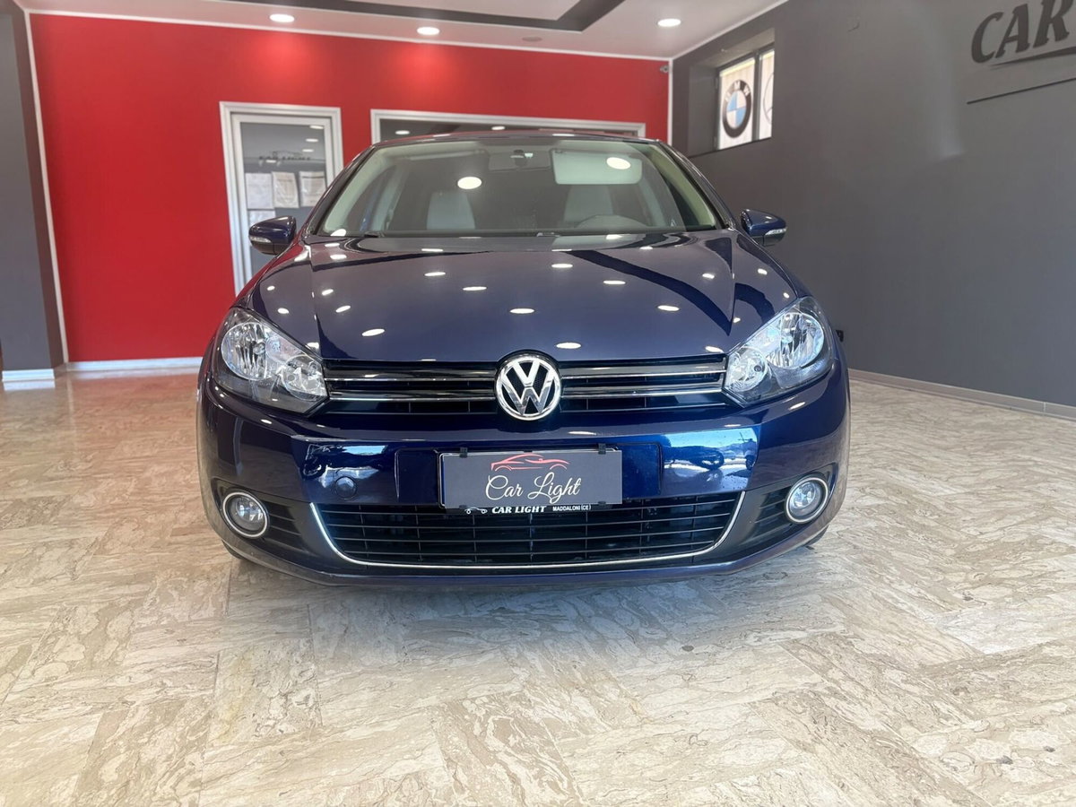 Volkswagen Golf 1.6 TDI DPF DSG 5p. Highline (2)