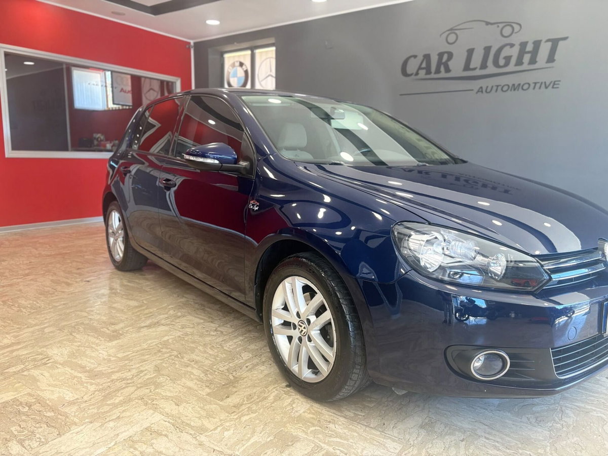 Volkswagen Golf 1.6 TDI DPF DSG 5p. Highline (7)