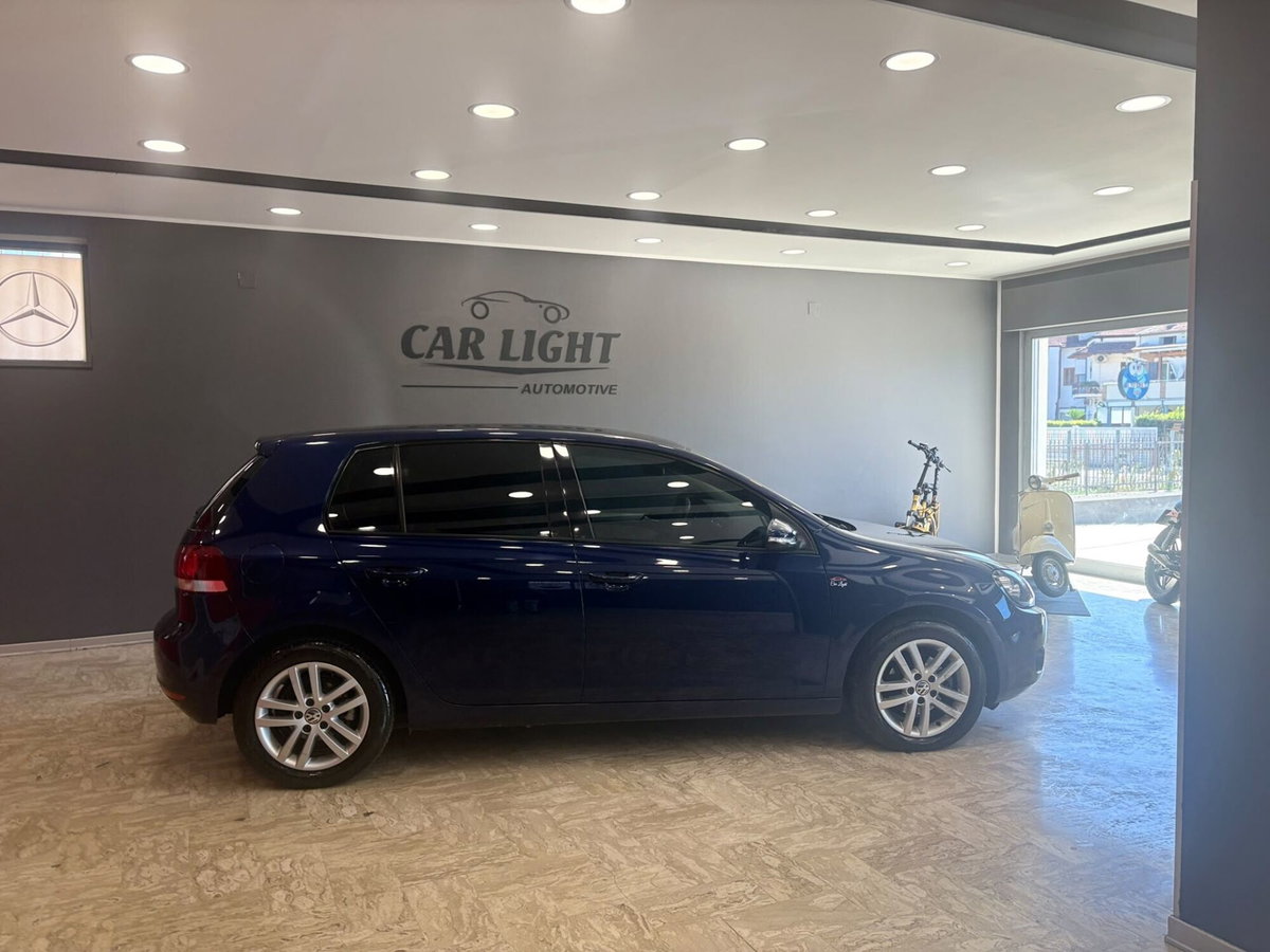 Volkswagen Golf 1.6 TDI DPF DSG 5p. Highline (8)